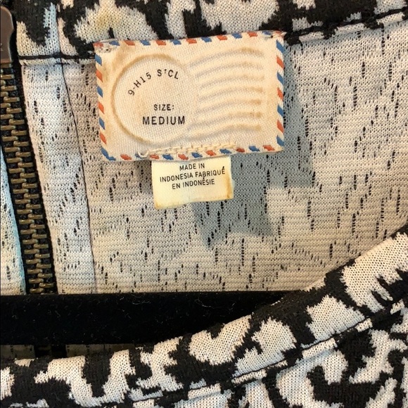 Anthropologie 🖤 Blouse - Picture 5 of 5